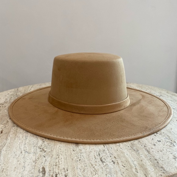 Melissa Cordobés  Vegan Suede  wide Brim Hat - Picture 6 of 10